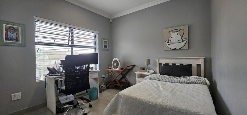 4 Bedroom Property for Sale in Myburgh Park Western Cape